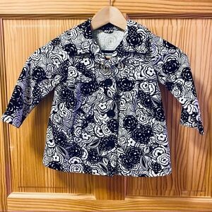 Gap black white flowered graphic swing coat jacket